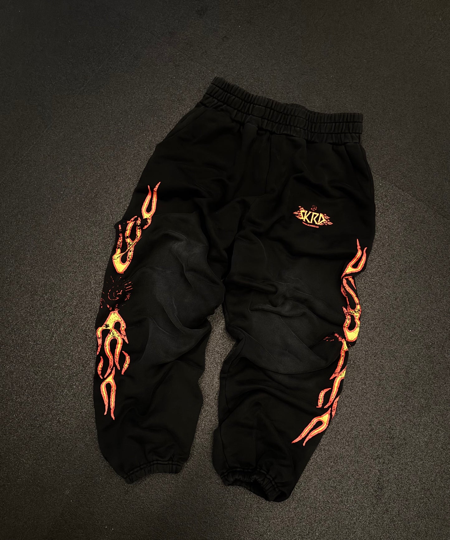 BURNING SKARRS SWEATPANTS